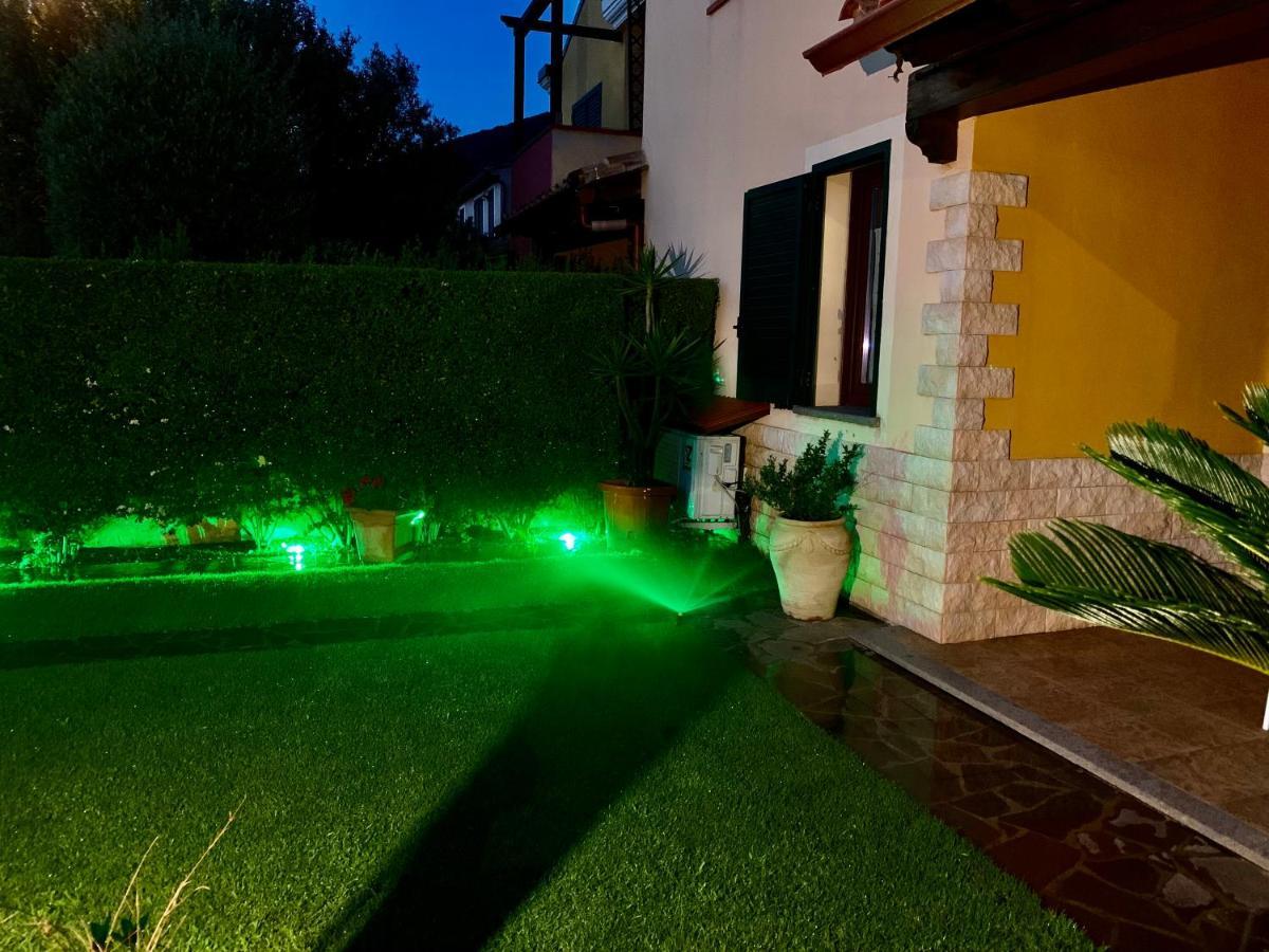 Casa Vacanza V&G Domus De Maria Luaran gambar